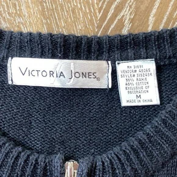 Victoria Jones Black Embroidered Christmas Holiday Cardigan Leopard Print Medium - Picture 11 of 15